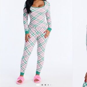Fashion nova Plaid Pajama Set medium